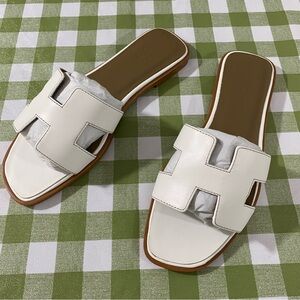 Hermes slippers